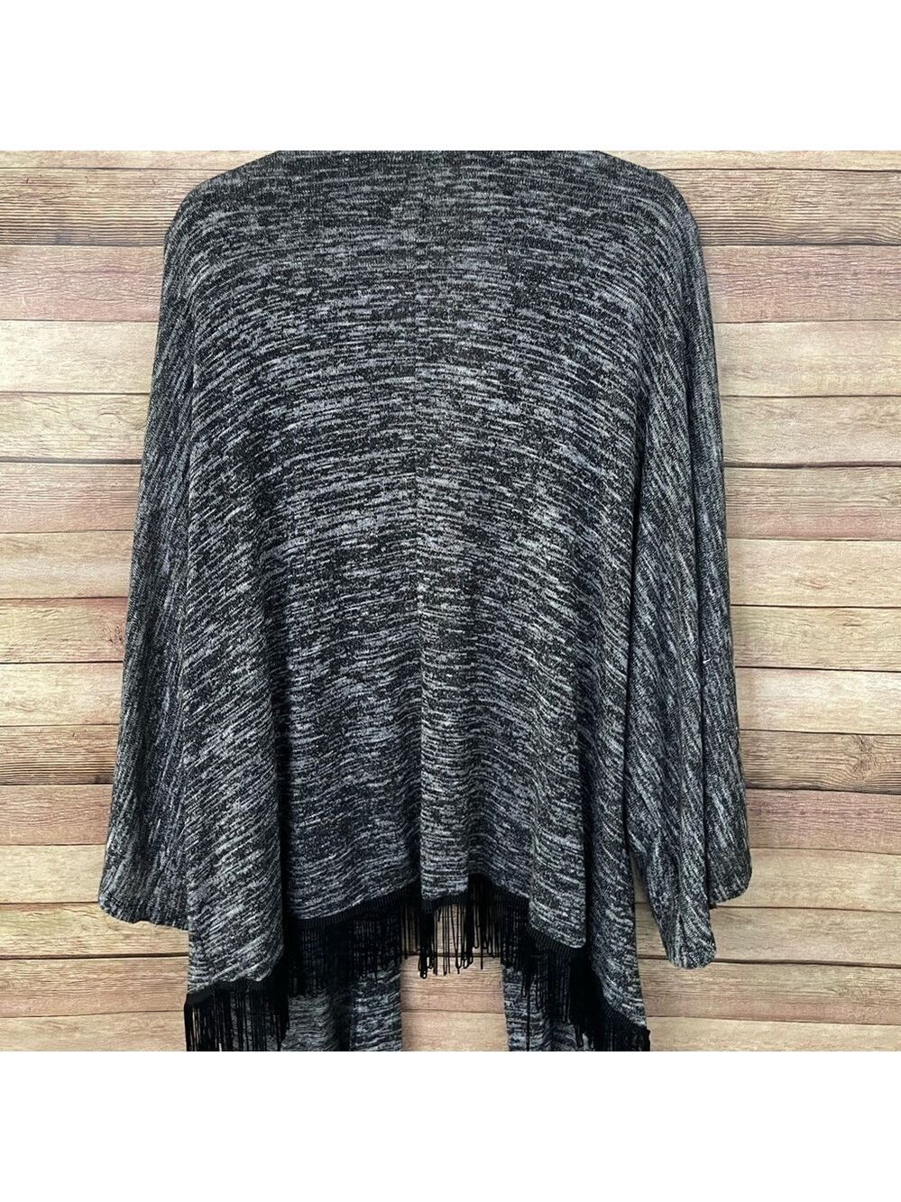 French Laundry Women’s Black And Gray Fringe Cardigan Sweater Plus Size: 1X - Picture 7 of 10